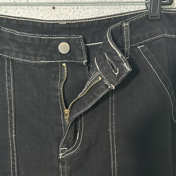 SHEIN Black Cargo Pants for Men - Picture 4 of 8